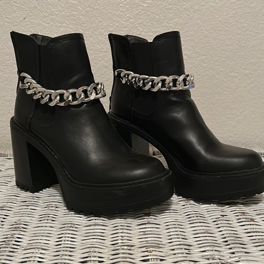 Madden Girl Kamora Boot